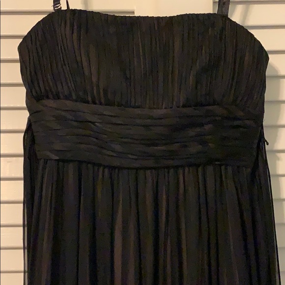 Stunning BCBG MaxAzria Gown - Picture 2 of 6